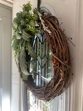 Load image into Gallery viewer, Grapevine Wreath - Green Neutral