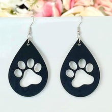 Load image into Gallery viewer, The Paw Print Earring